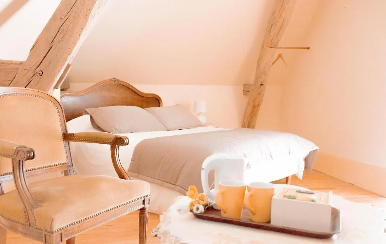 Le Cloitre Hotel Diou  0*, Diou (Allier)