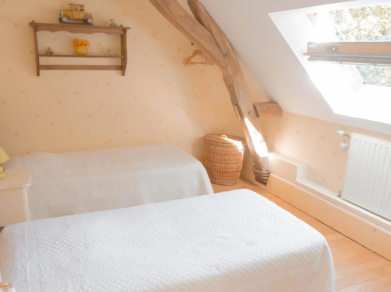 Le Cloitre Hotel Diou  Guest house Diou (Allier)